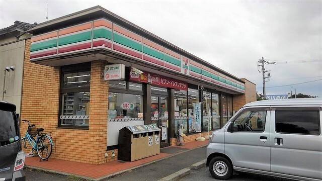 セブンイレブン三里塚店：1100m