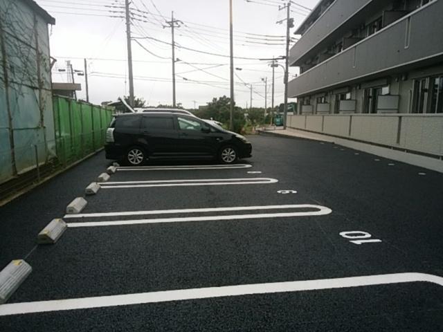 オズシティ（105） 駐車場