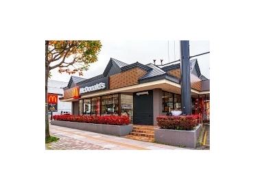 マクドナルド平岸店：780m