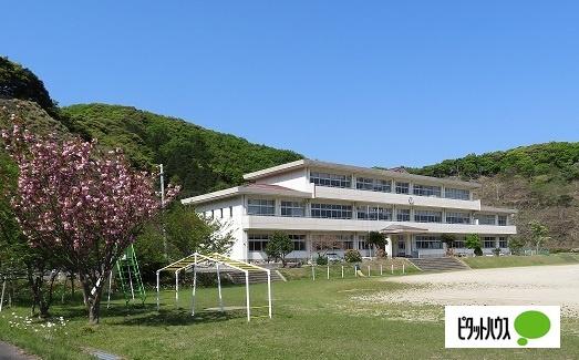 伊東市立対島中学校
