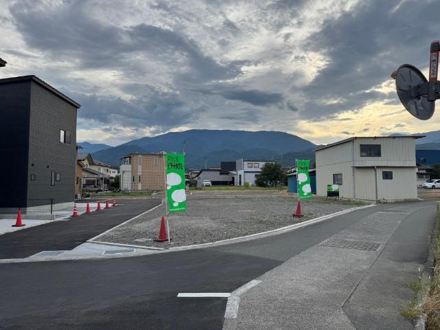 南アルプス市十五所全３区画分譲地　区画３ 土地