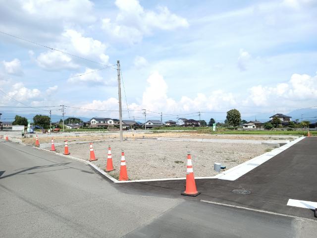 中央市西花輪全9区画分譲地　区画８ 土地画像