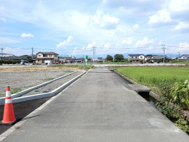 中央市西花輪全9区画分譲地　区画８ 土地画像
