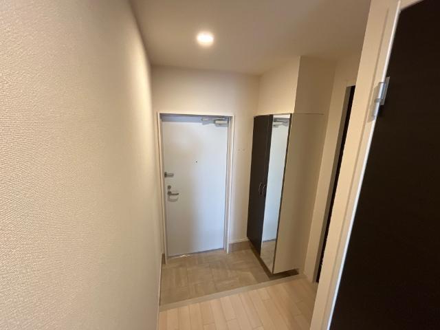 イーストガーデン 玄関