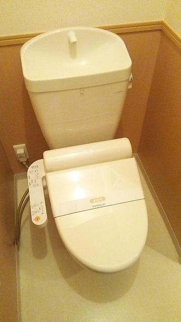 ロイヤルクレッセント西登戸参番館（103） 部屋画像