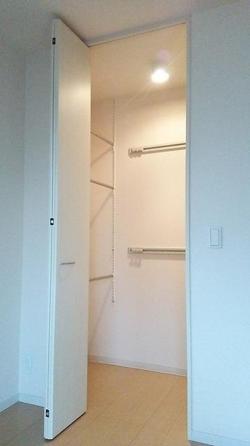 ロイヤルクレッセント西登戸参番館（103） 部屋画像