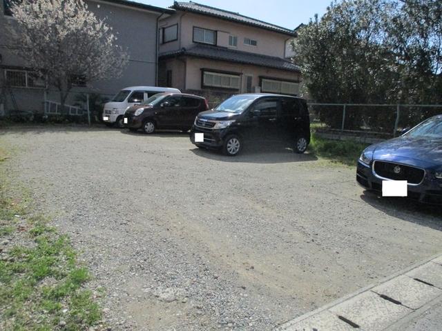 ビューラーみゆき（203） 駐車場