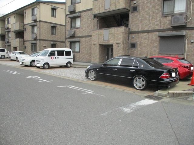 カーサみつわ台　Ｋ（101） 駐車場