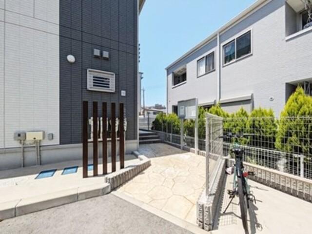Grand　Calice　（グランカリス）（101） エントランス