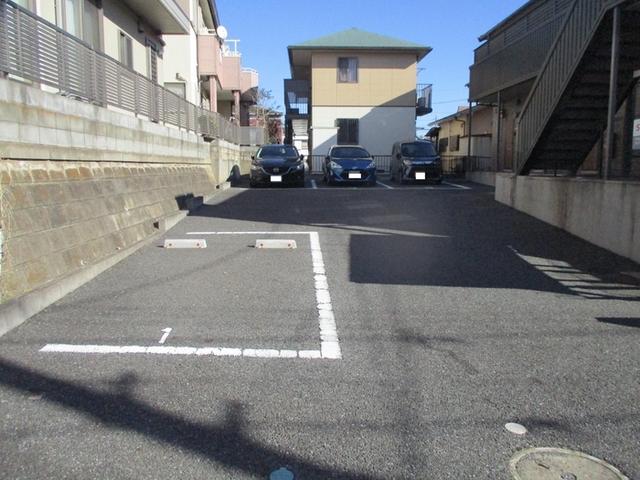 ピエトラ ポンテ（202） 駐車場