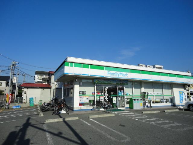 ファミリーマート堺鳳中町店：570m