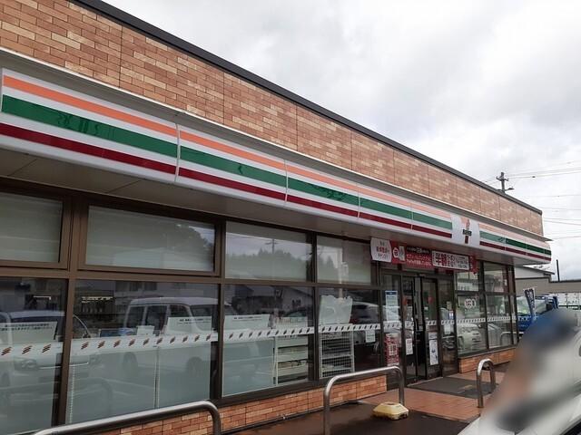 セブンイレブン大館池内店：1438m