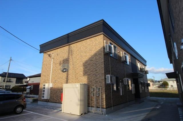 大館駅より徒歩25分 築8年6ヶ月 2階建の賃貸物件
