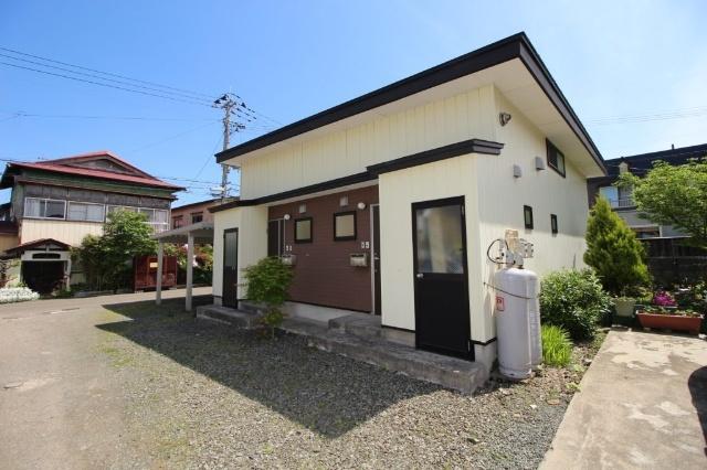 東大館駅より徒歩3分 築15年7ヶ月 1階建の賃貸物件
