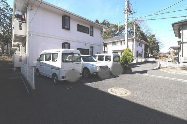 パラシオン中尾　Ⅲ（203） 駐車場
