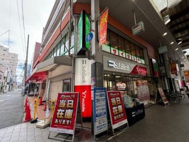 サイゼリヤ高円寺駅南口パル商店街店：118m