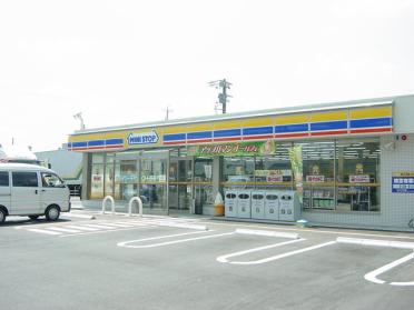 ミニストップ木曽川町門間店：825m