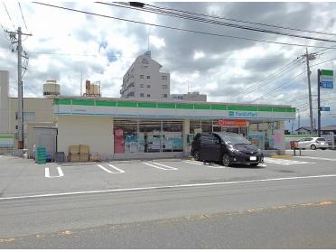 ファミリーマート石和町市部店：450m