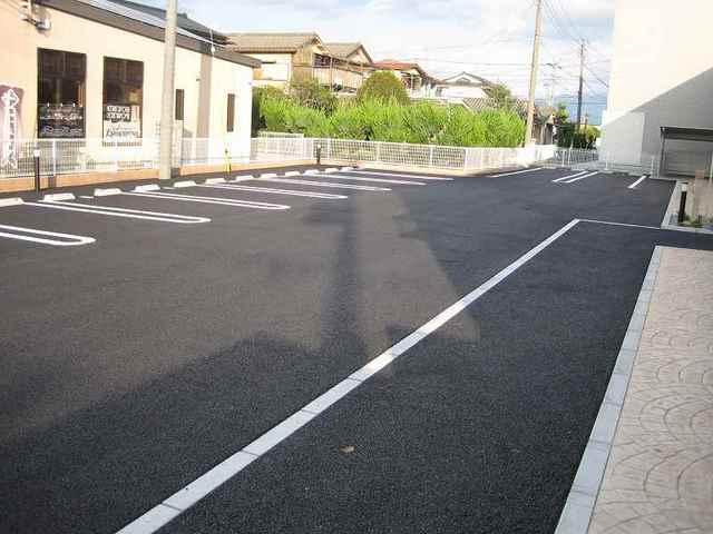 ウィステリア住吉　Ⅰ（102） 駐車場