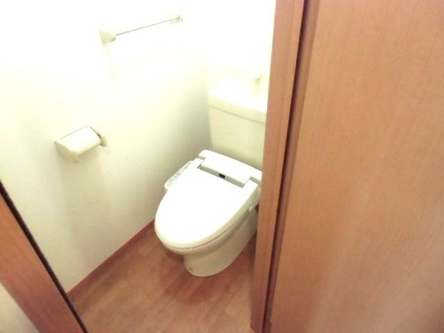 クレール伊勢（102） トイレ