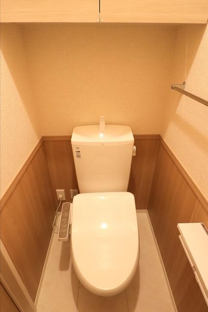 Ｄ−ＲＯＯＭ清水新居Ⅰ（303） トイレ