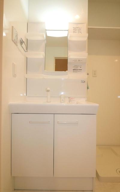 Ｄ−ＲＯＯＭ伊勢1丁目（102） 部屋画像