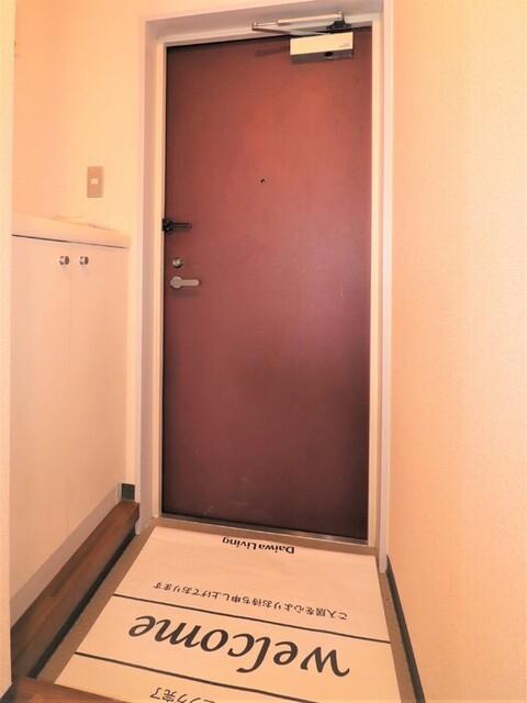フェリオ甲府上石田（305） 玄関