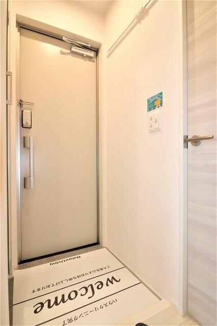 Career Pocket A（201） 玄関
