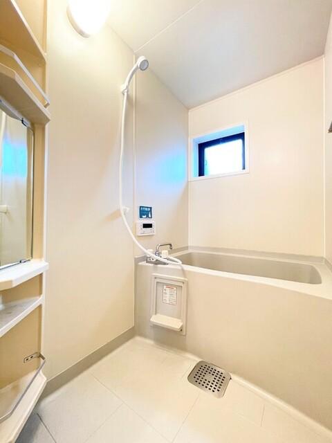 グランドキャッスルGOMI　E（101） 部屋画像