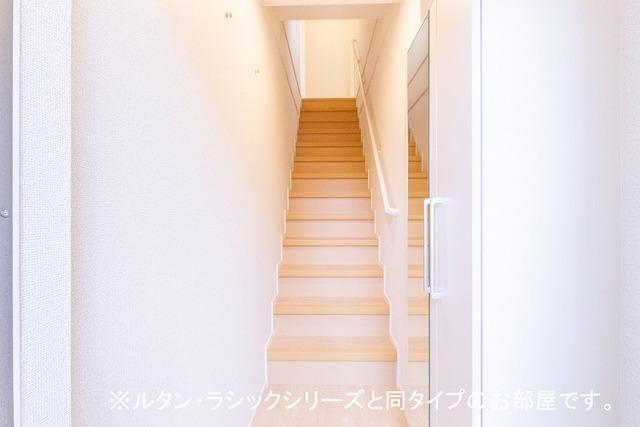 ラルチェⅡ（205） 玄関