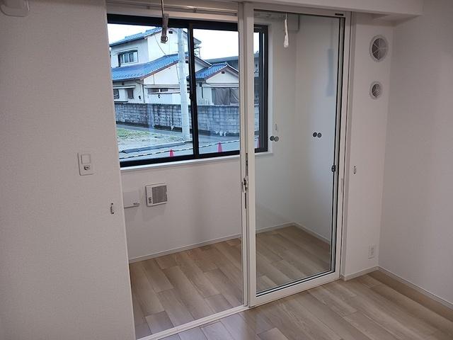 ヒカルサ甲府住吉　サウス（102） 収納