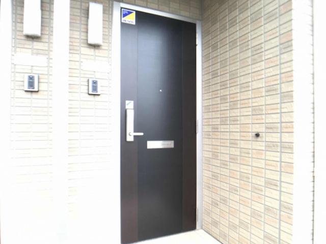 サウススクエア ２番館（103） 玄関