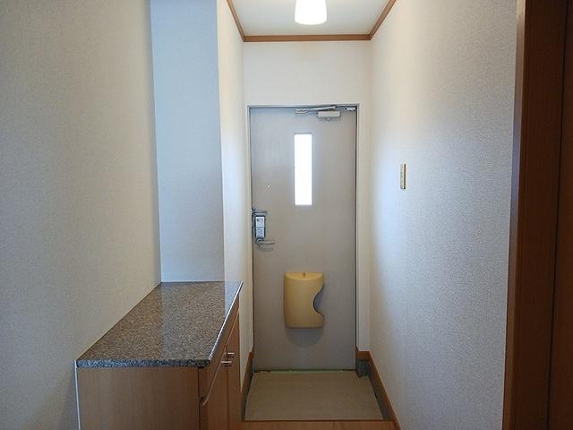 デュ　ボワ（102） 玄関