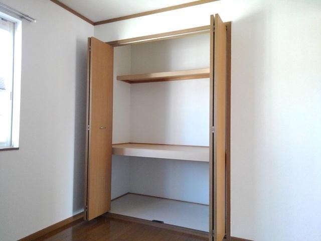 セレーノＡ（101） 収納
