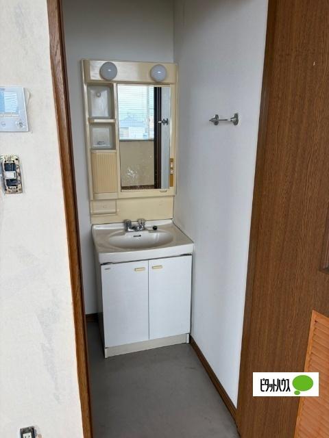 甲府市徳行事務所 部屋画像