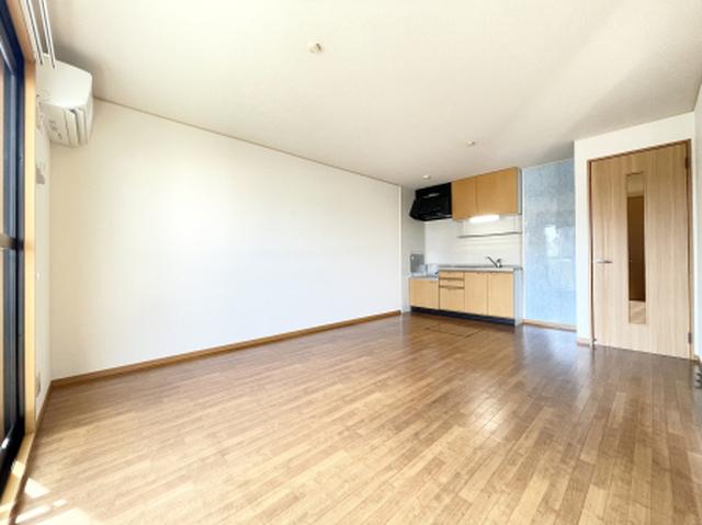 グランドキャッスルGOMI　E（102） 部屋画像