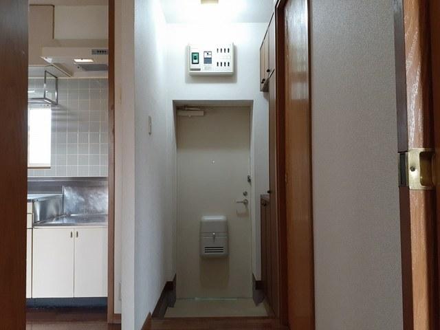 サンユーホーム（102） 玄関