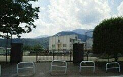 増穂小学校：1800m