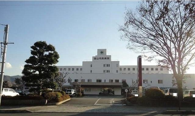 塩山市民病院：1300m
