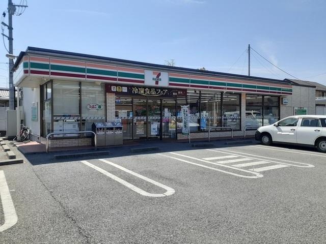 セブンイレブン玉穂成島店：200m