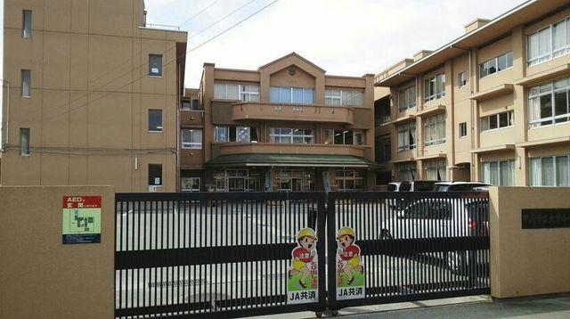 大里小学校：350m