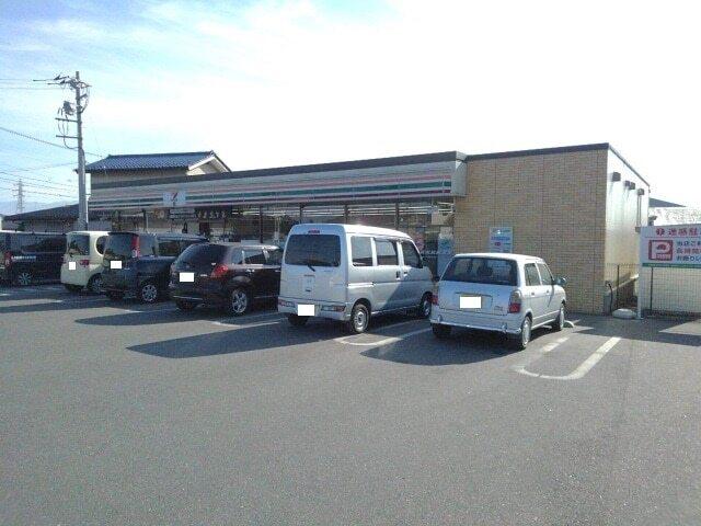 セブンイレブン総合体育館前店：950m