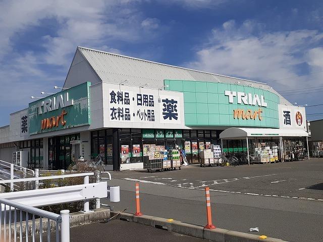 トライアル西花輪店：1000m