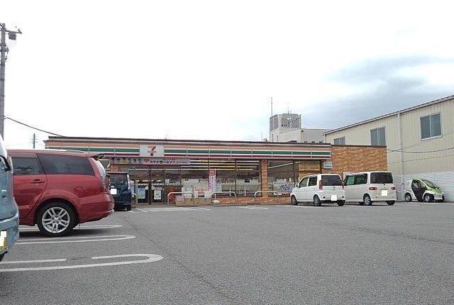 セブンイレブン南アルプス店：1000m