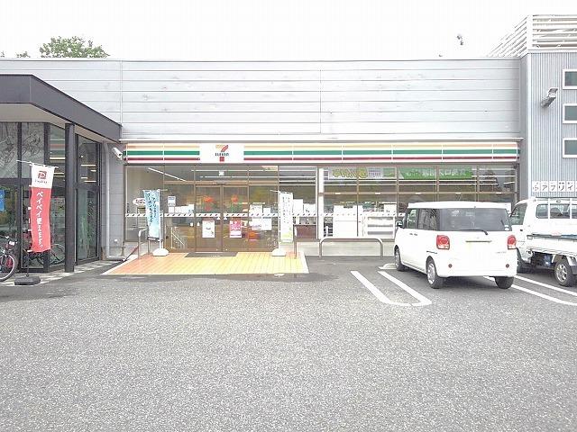 セブンイレブン甲府桜井町店：650m