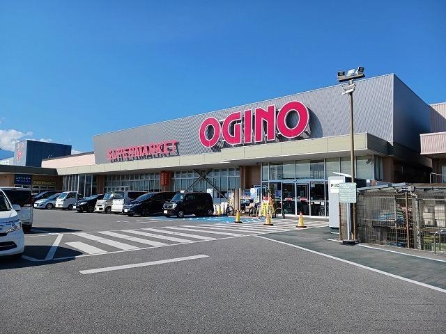 オギノ竜王駅前店：1000m