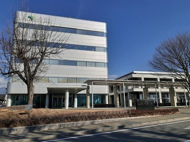 山梨市役所：1400m