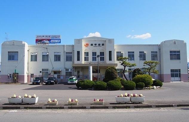 南甲府駅：2800m