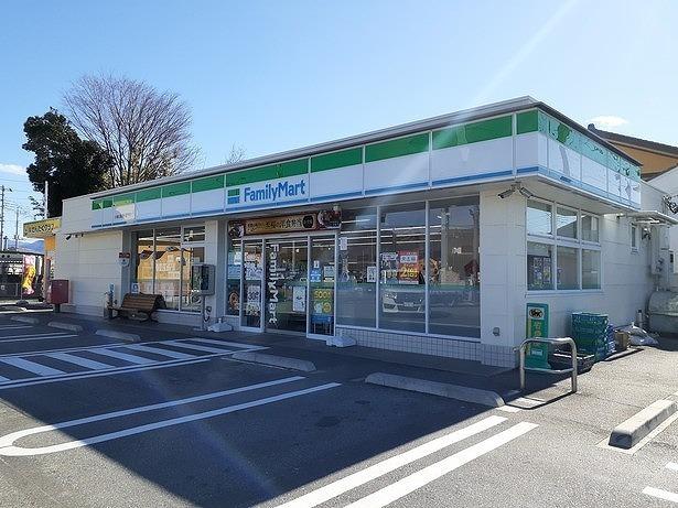 ファミリーマート小瀬公園通り店：200m
