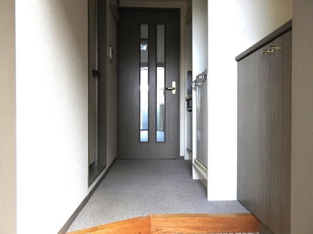 ライオンズマンション甲府中央（208） 玄関
